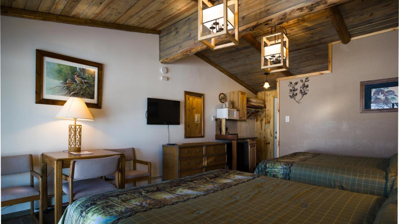 Curriers Lakeview Lodge 라이스 레이크 객실 사진